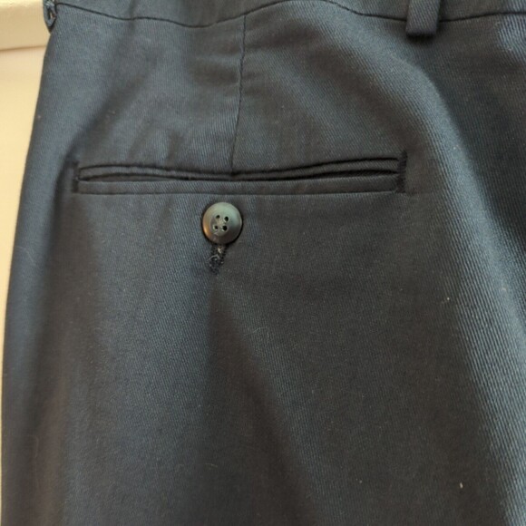 Levi's Travellers Navy Blue Pants Men's Size W32 L32 Pleated Front - Picture 5 of 6